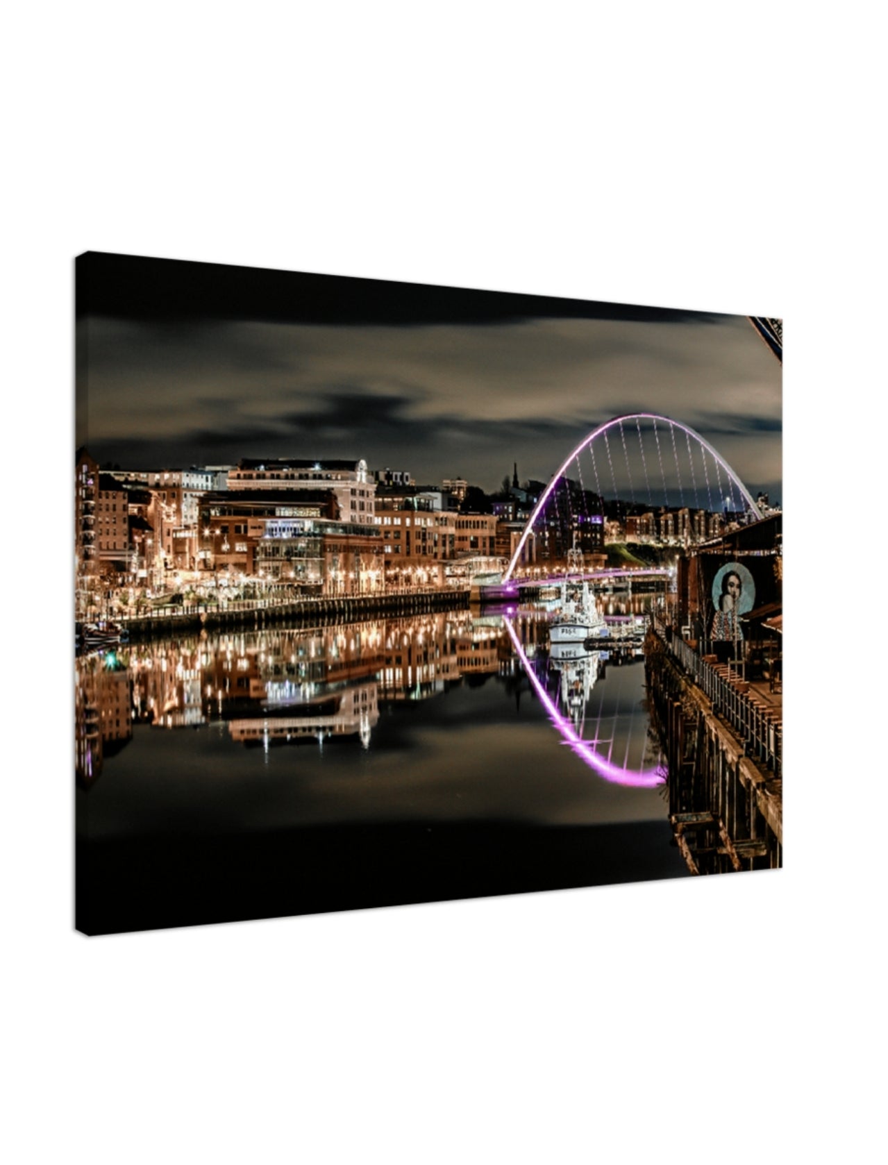 #008 Millennium bridge & quayside