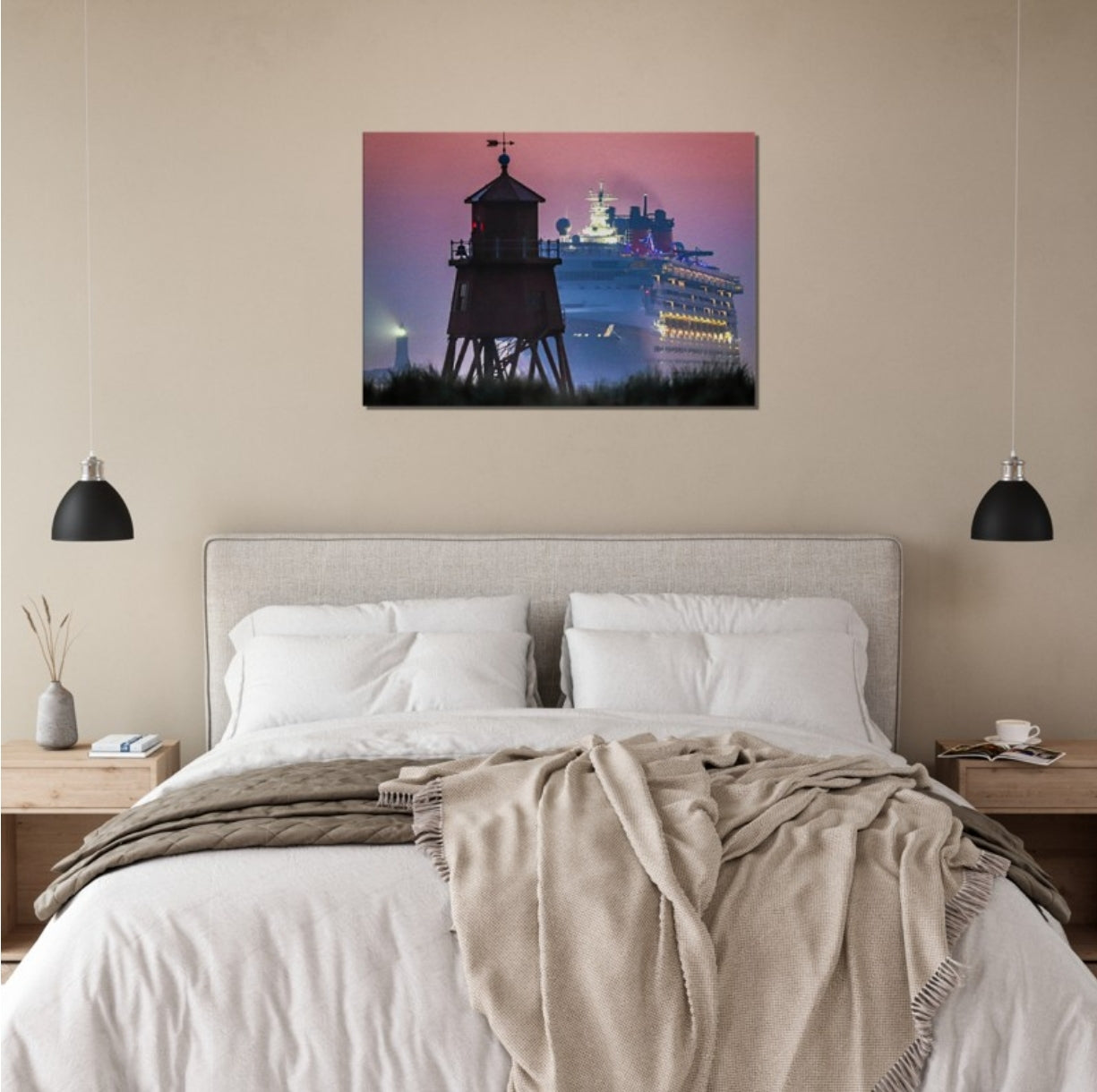 #010 The Disney magic entering the port of Tyne