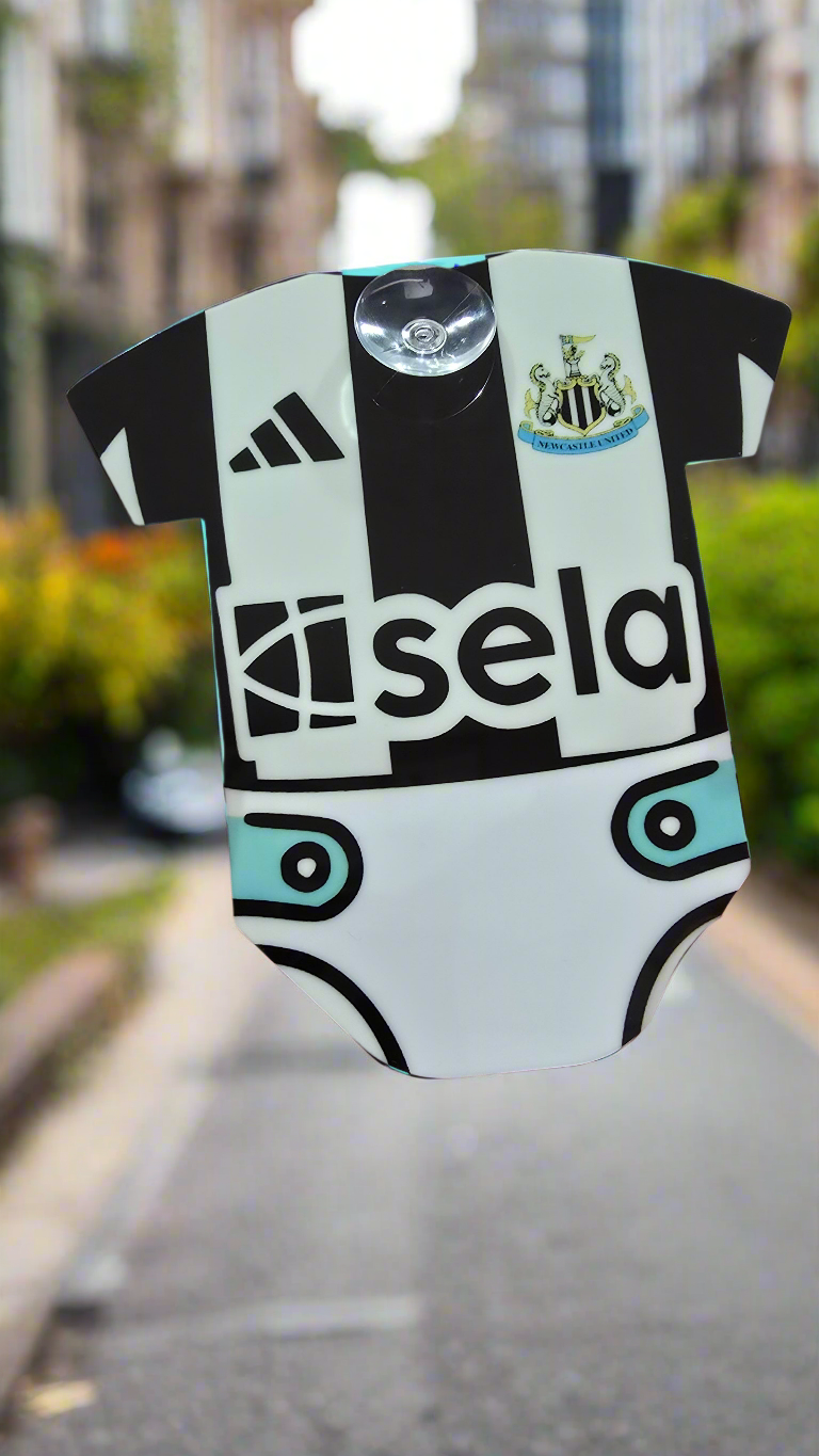 Baby on board sign for rear window. Newcastle united nufc