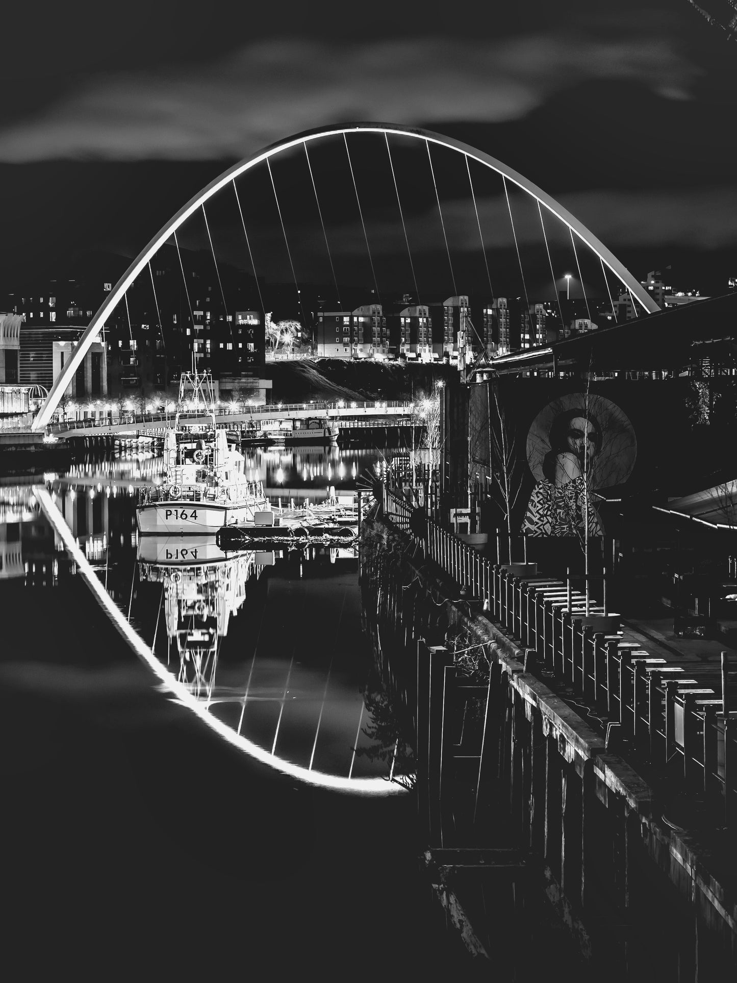 #007 Millennium bridge reflection