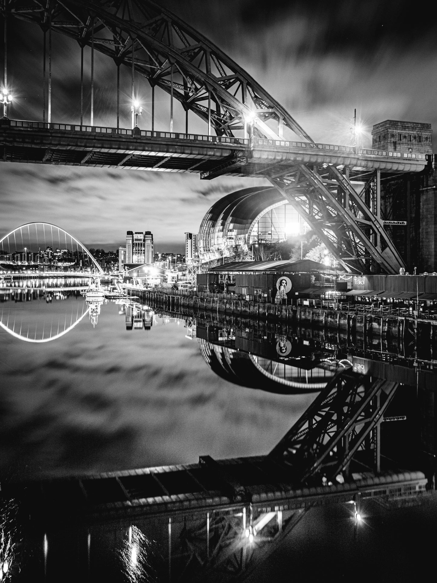 #009 Tyne bridge & millennium bridge