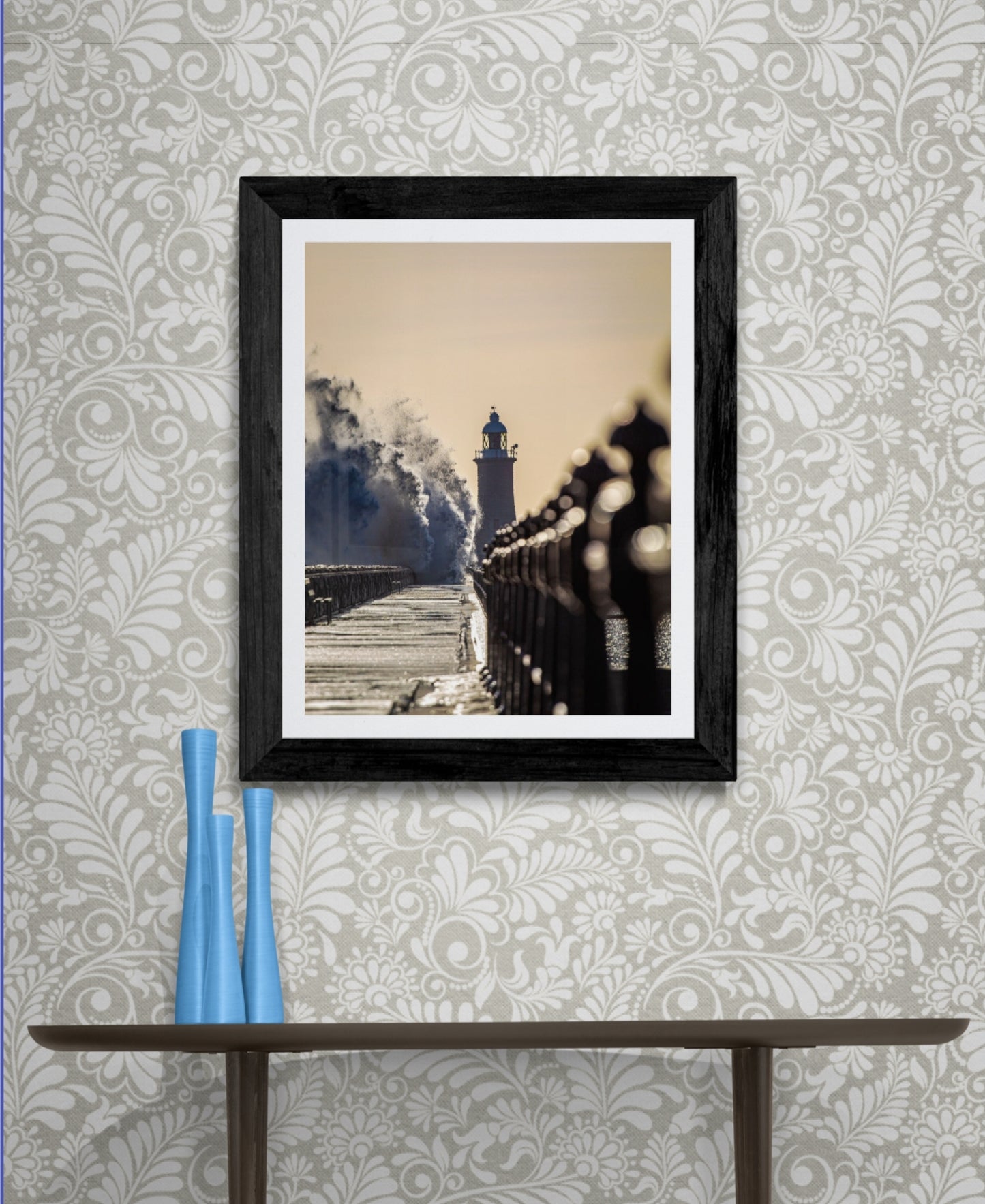 #045 Tynemouth pier waves