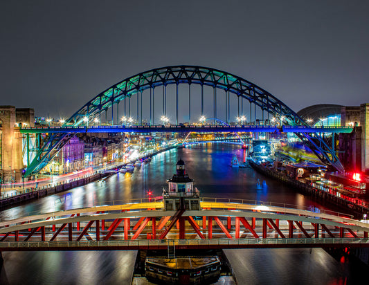 #031 Newcastle upon Tyne bridges at night